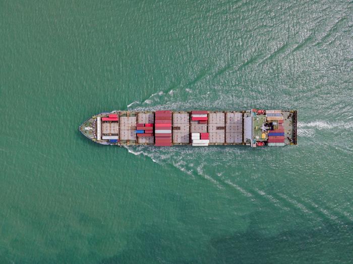 石河子市鑫峰顺通物流有限公司