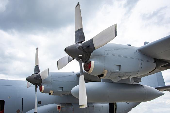 深圳市港优速运物流有限公司