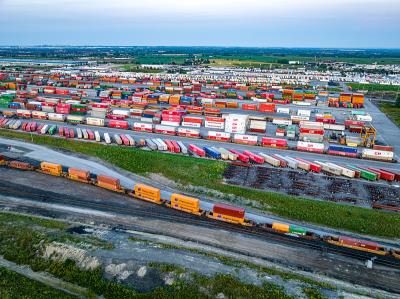 上海港鹰物流发展有限公司