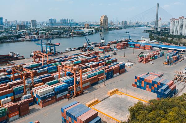 >贵州鑫鸿翔物流有限公司