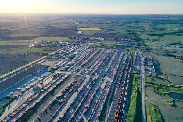 南宁市轩昂物流有限公司