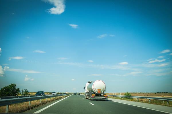 乌海市轩瑞物流有限责任公司