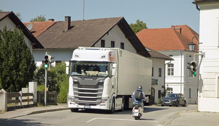 广西自贸区钦州港片区辰鑫物流有限公司