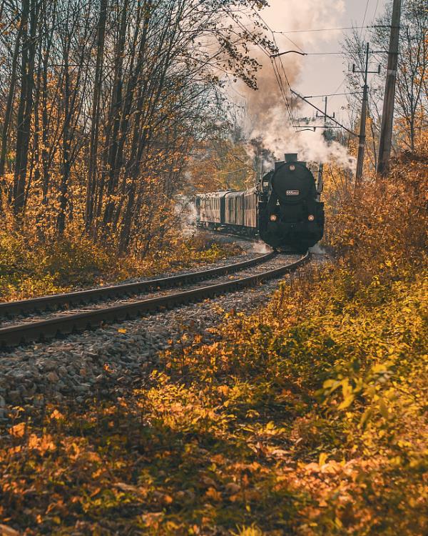 深圳市千百亿国际物流有限公司