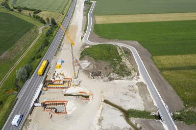 深圳市优品速运物流有限公司