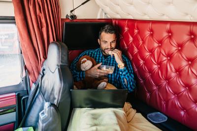 五华县志威物流有限公司