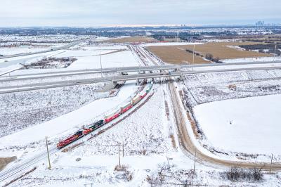 平底锅通过大连国际海空联运送达澳大利亚墨尔本(Melbourne)
