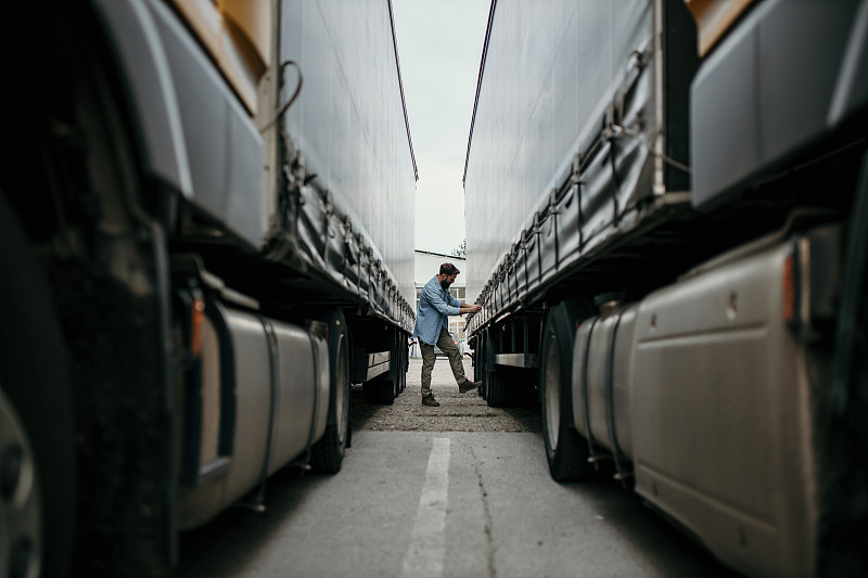 铝及其制品选用台中整箱海运抵达弗里曼特尔