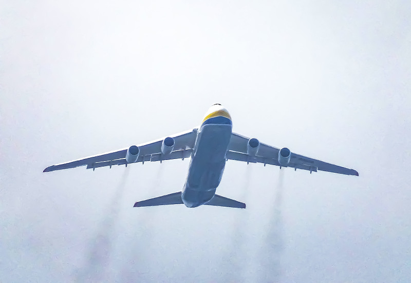 锂电池经中国哈尔滨优先空运送达凯恩斯 (Cairns)