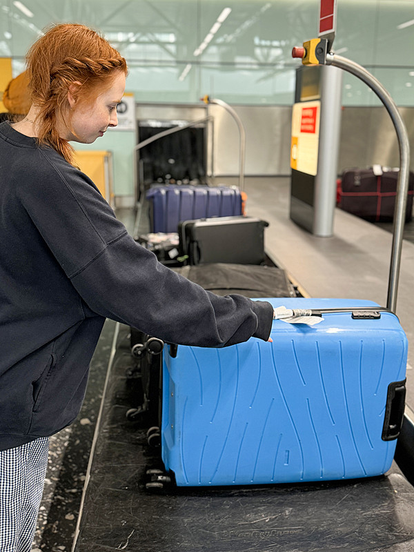 成都苹果、柑橘使用国际空运专线7天内送达朗塞斯顿