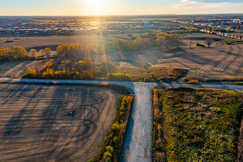 蛋糕烤盘使用鄂州国际航空货运配送到黄金海岸