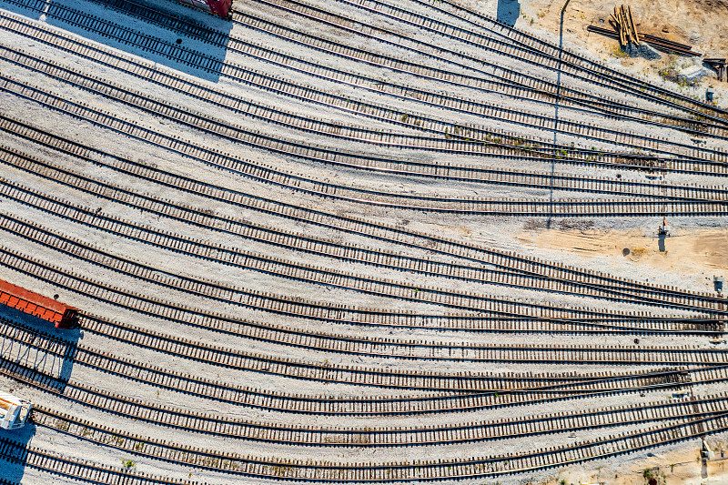 家具采纳中国中山多式联运安全送达澳洲布尼(Bunbury)