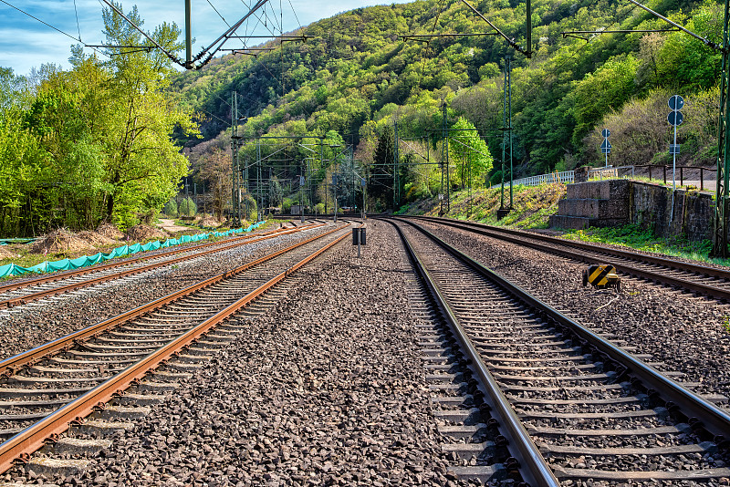 五金工具通过大连轮船运输安全送达澳洲昂斯洛