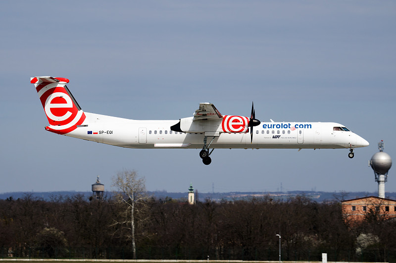 德高美缝剂利用中国昆明国际航空货运配送到澳大利亚奥尔巴尼