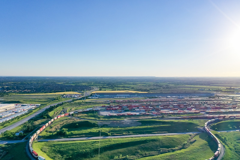 航空器采用中国广州轮船运输运抵澳大利亚黄金海岸