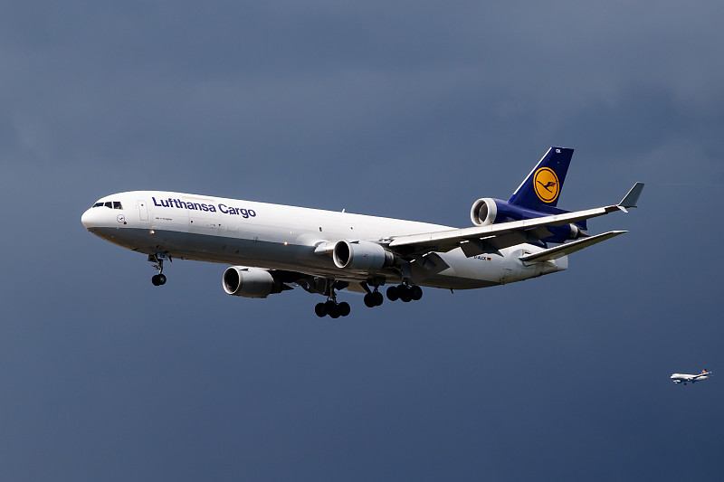 中国北京至澳洲墨尔本(Melbourne)的铜使用空运派送12天内送到