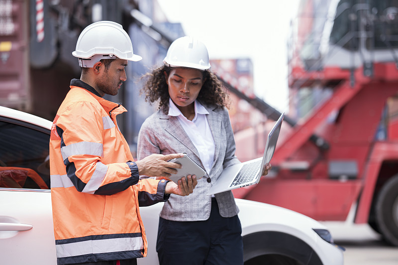 笔记本电脑利用中国基隆港到港海运运输到朗塞斯顿