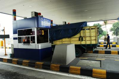 东莞至澳洲波特兰(Portland)[维多利亚州]的威露士消毒液使用飞机运输7天速递到