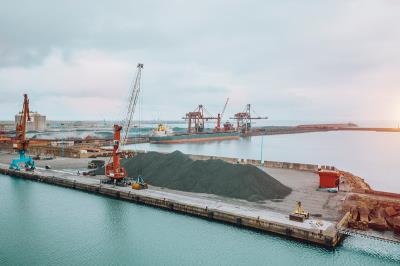 中国广州武侠小说采用空运专线7天送到布尼 (Bunbury)