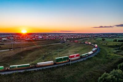 西宁泡椒凤爪采用跨境海空联运11天速递到澳洲卡拉萨