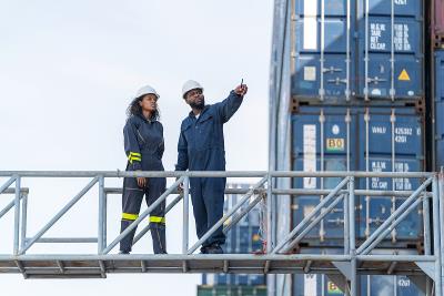 发电设备采取台中港到港海运托运至澳洲凯恩斯(Cairns)