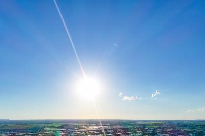 武汉至卡拉萨 (Karratha)的纺织品采用航空运输11天内送到