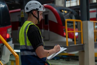 初级农产品经广州跨境联运派送到林肯港 (Port Lincoln)