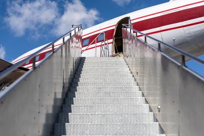 蓝牙键盘采取大连门到门海运递送到澳洲阿什伯顿