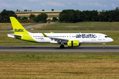 医疗设备应用深圳FCL海运抵达卡拉萨