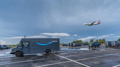 >化妆镜采用中国鄂州国际快递送达布尼 (Bunbury)