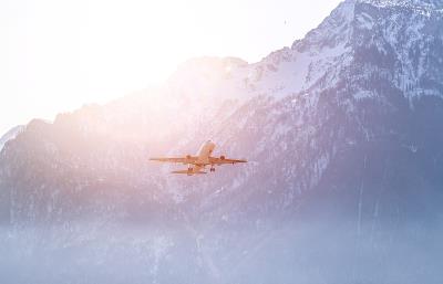 小家电经过中国大连优先空运送到澳洲昂斯洛