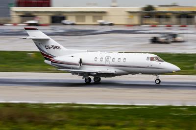 格兰仕微波炉运用中国西宁空运门到门专线送达澳洲丹皮尔