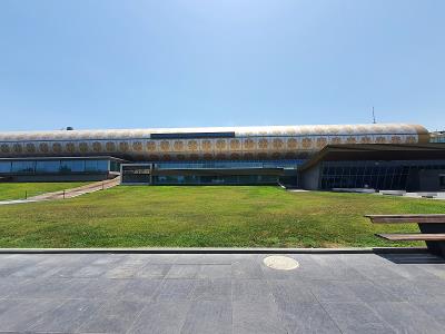 昆明至布尼 (Bunbury)的车载按摩器及加热垫采用空运物流专线7天内送达