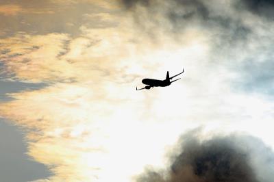 中国昆明桌面加湿器采用空运专线6天内速递到澳洲丹皮尔(Dampier)