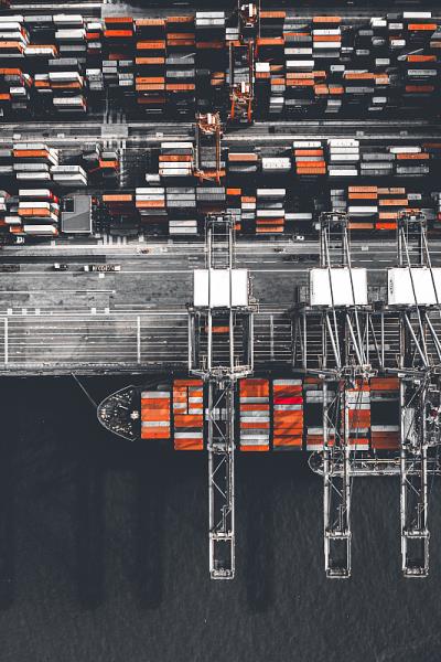 马桶/蹲便器/小便器借用中国高雄集装箱运输承运至澳大利亚兰瑟斯顿