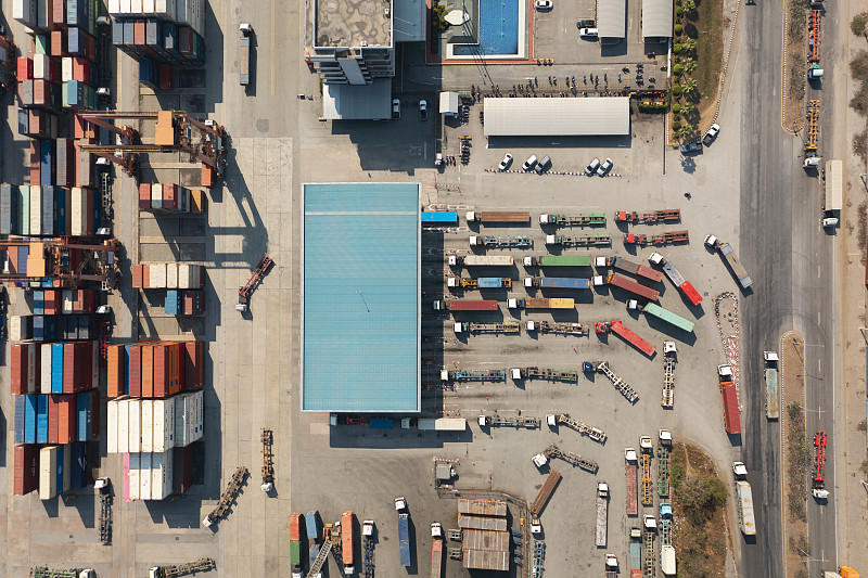 寄建材到加拿大海运多少钱