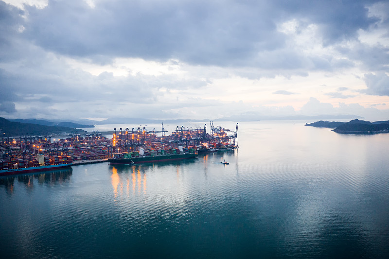 中国到加拿大EMS和DHL哪个好