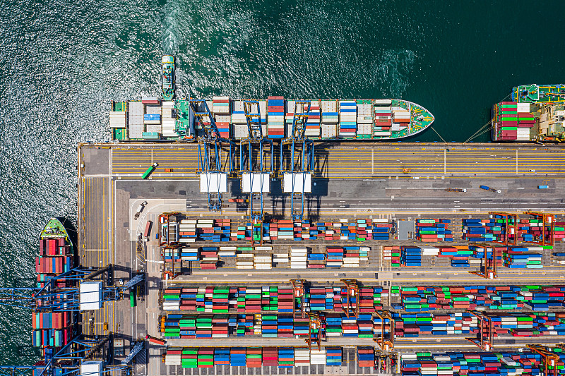 中国发海运到加拿大费用怎么算