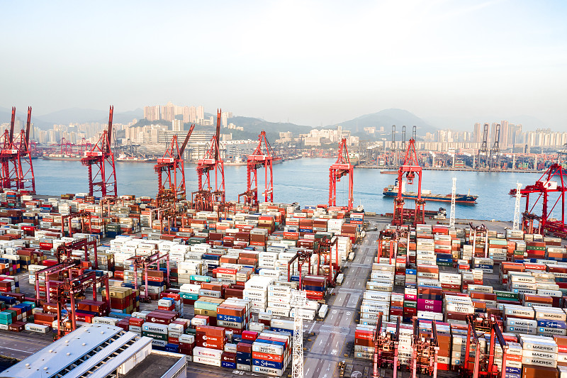 出货加拿大请注意：空集装箱堆积，海运港口容量即将用尽！