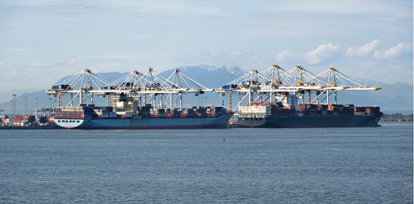 国际海运温哥华港运营压力直线飙升（进口量激增与铁路运力紧张所致）