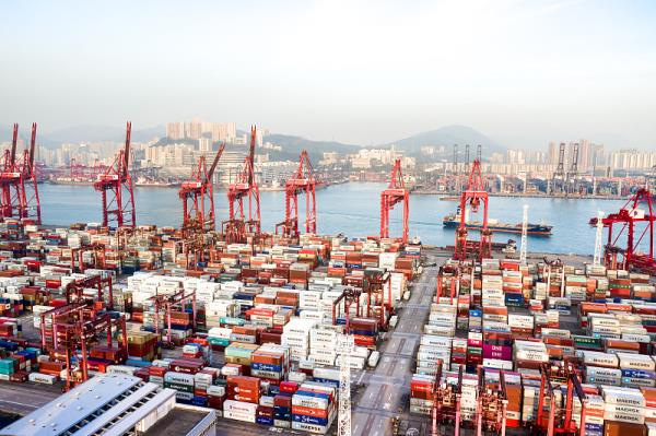 出货加拿大请注意：空集装箱堆积，海运港口容量即将用尽！