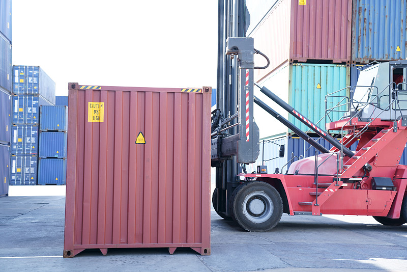 卖家如何选择加拿大空运渠道更稳