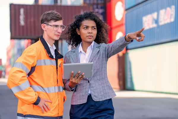 搬家物品空运到加拿大费用多少