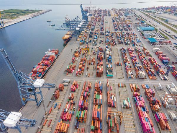 发加拿大空运可以混装不同货物吗